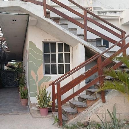 Departamentos Cerca De Ferry Holbox Hotell Eksteriør bilde