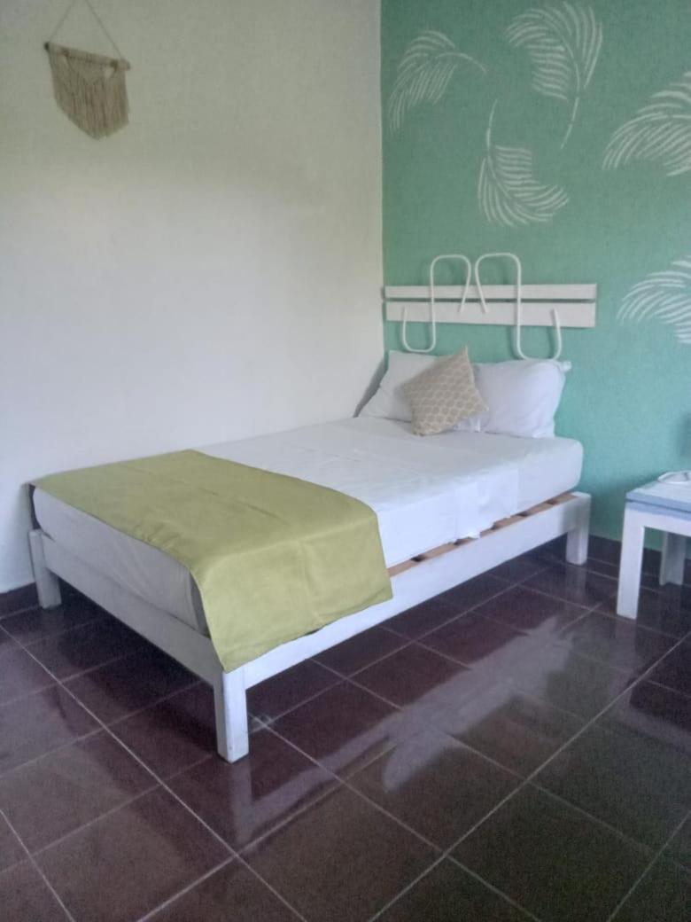 Departamentos Cerca De Ferry Holbox Hotell Eksteriør bilde
